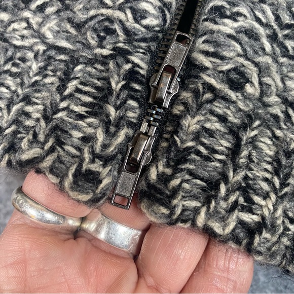 Women’s Eileen Fisher Yak Merino Wool Blend Knit Sweater Vest Full Zip Gray 1X - Picture 9 of 11